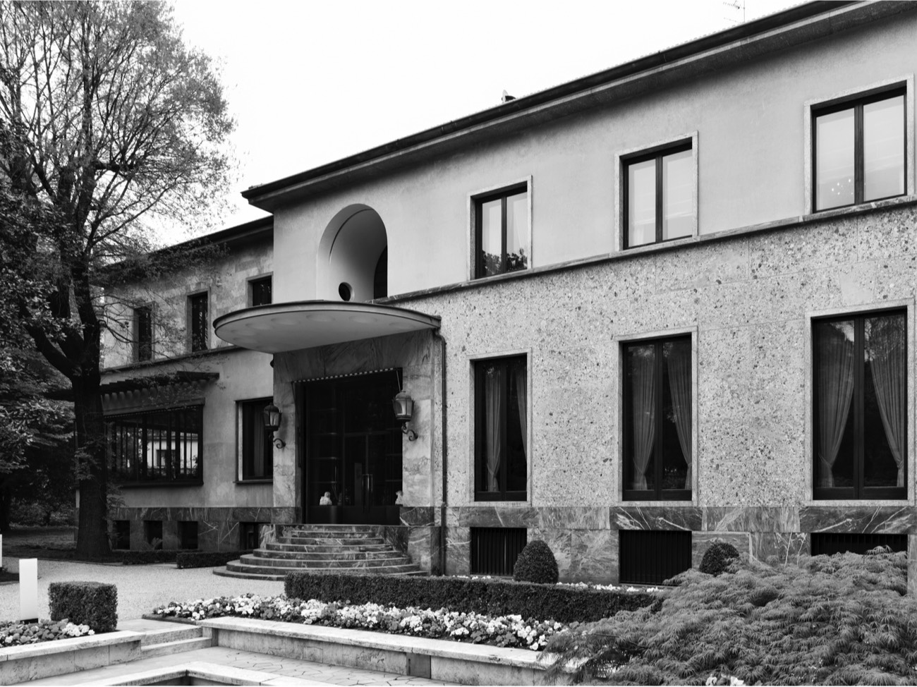 A short description about the picture goes here